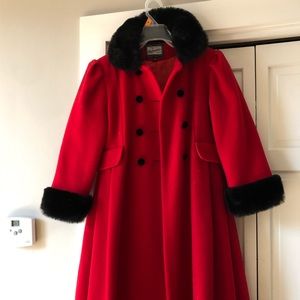 Red Rothschild Girl’s Christmas Coat size 8